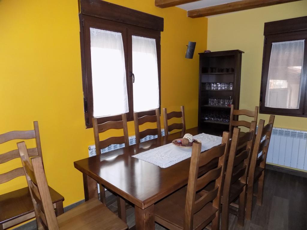 Casas Rurales Las Eras III Ayllon Bagian luar foto