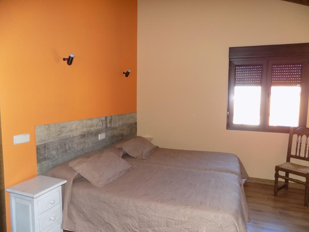 Casas Rurales Las Eras III Ayllon Bagian luar foto