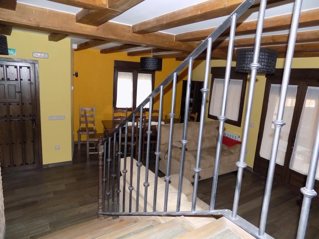Casas Rurales Las Eras III Ayllon Bagian luar foto